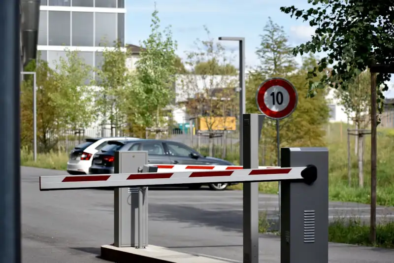Traceur GPS voiture sans abonnement : le guide complet 2026